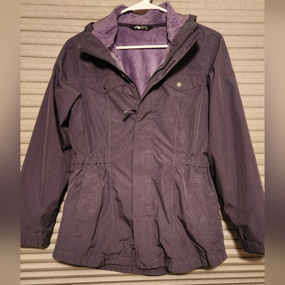 Girls XL. (18) North Face coat